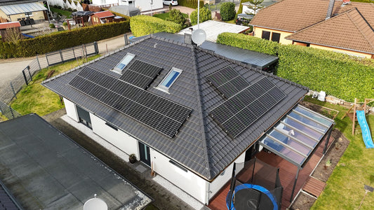 Ost/West ausgerichtete PV-Anlage mit Speicher in Brüsewitz