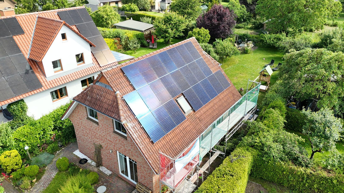 Neue Sonnenpower in Schwerin! Unsere 10 kW PV-Anlage mit einem 10 kWh Speicher ist jetzt am Netz!